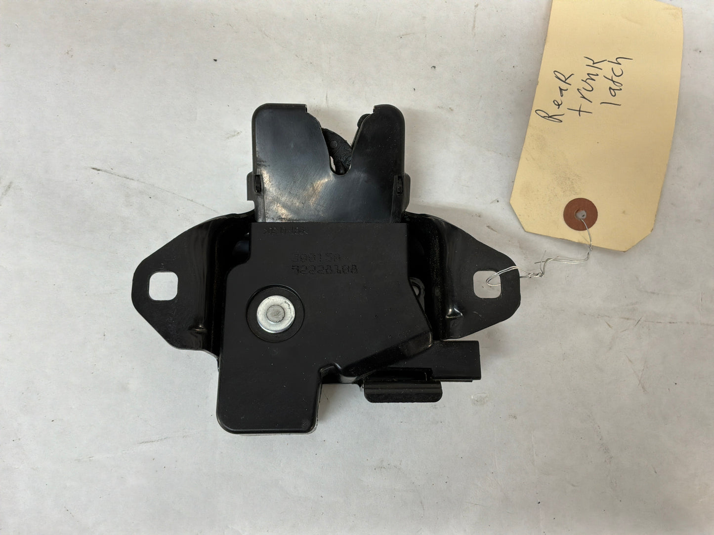 2016 Chevy Caprice PPV Trunk Deck Lid Latch Lock Actuator Striker OEM