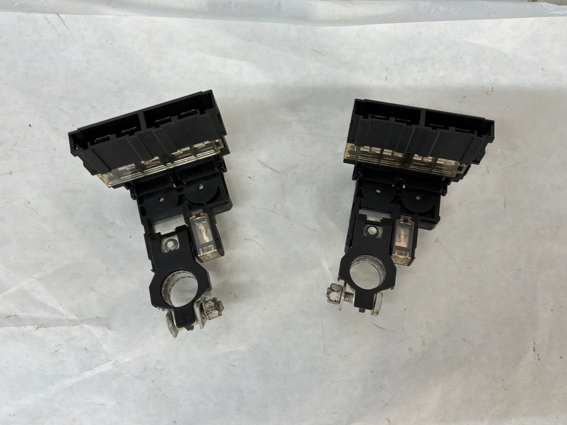 2013 Chevy Caprice Positive Battery Electric Fuse Relay Junction OEM - Day's Parts Yard