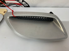 2006 Pontiac GTO RH & LH Hood Vent Scoop Grill OEM