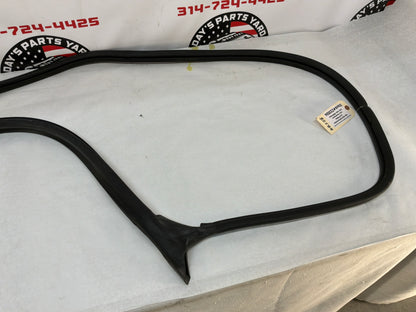1999 Pontiac Firebird Trans Am Formula WS6 LH Driver Door T-Top Weather Strip Rubber Seal OEM