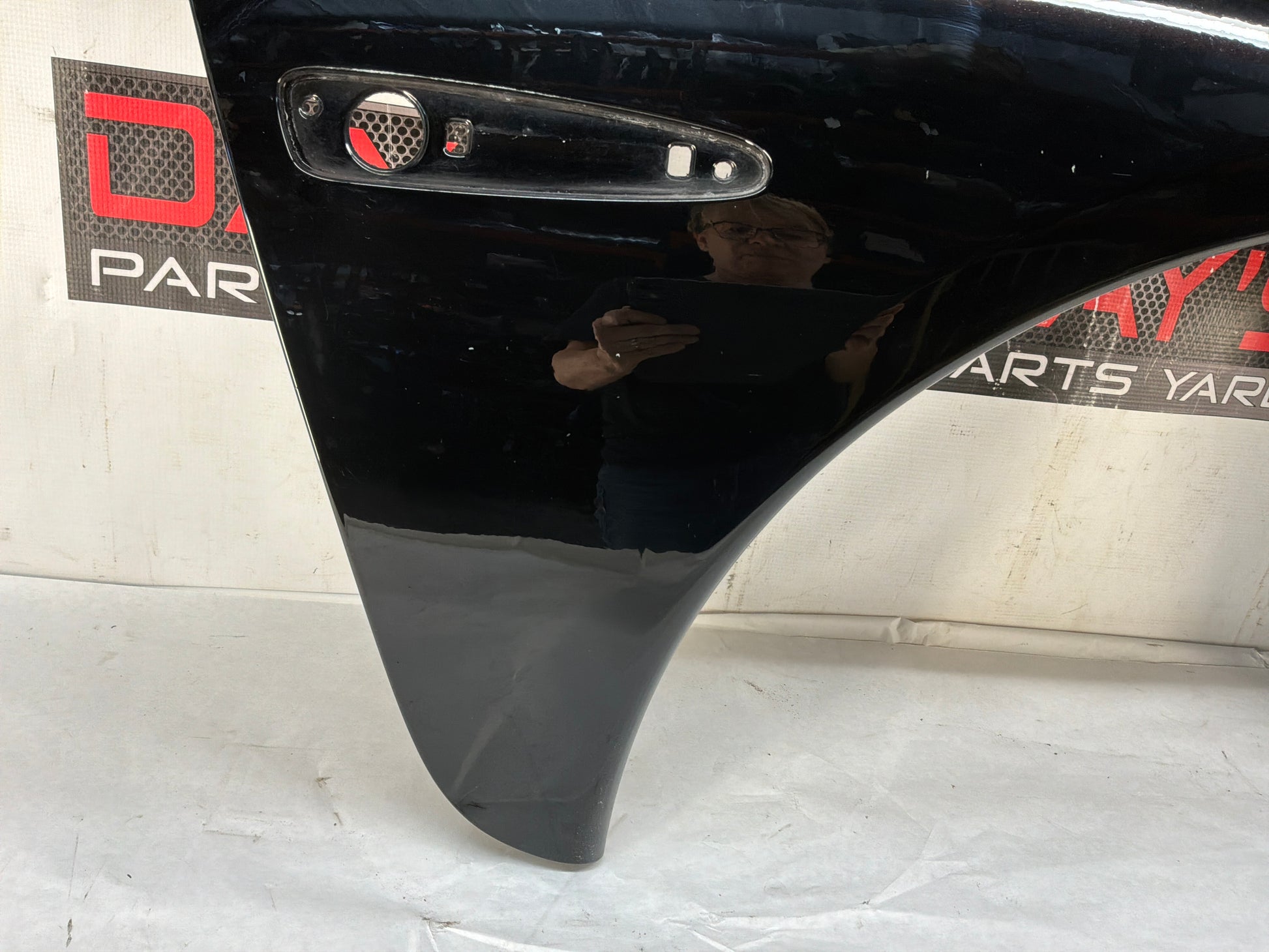 Front rh quarter panel - Day's Parts Yard