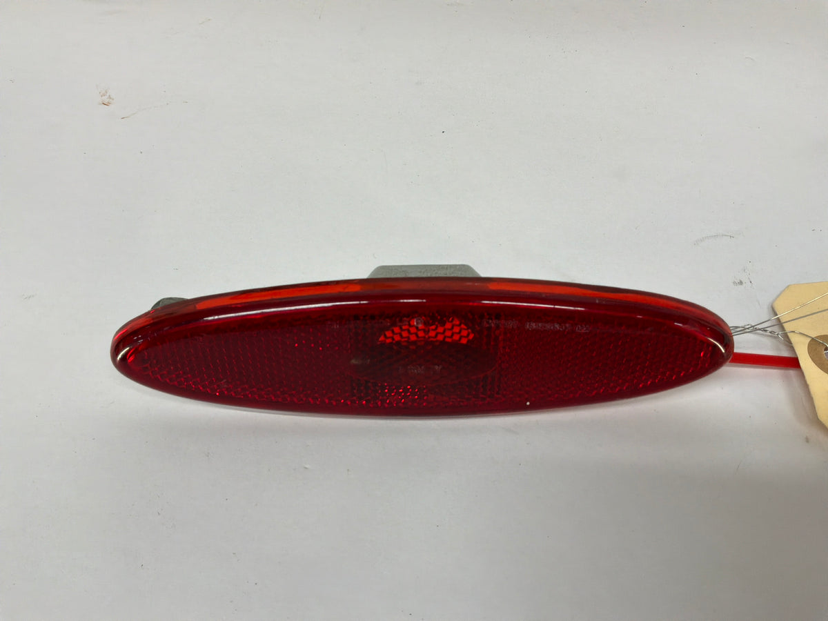 2002 Chevy C5 Corvette Convertible RH Passenger Rear Marker Light OEM