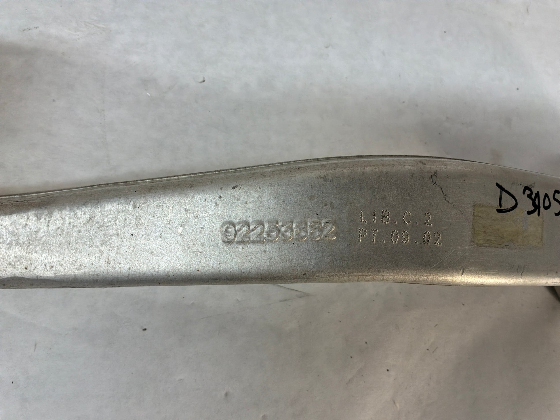 Rh control arm - Day's Parts Yard