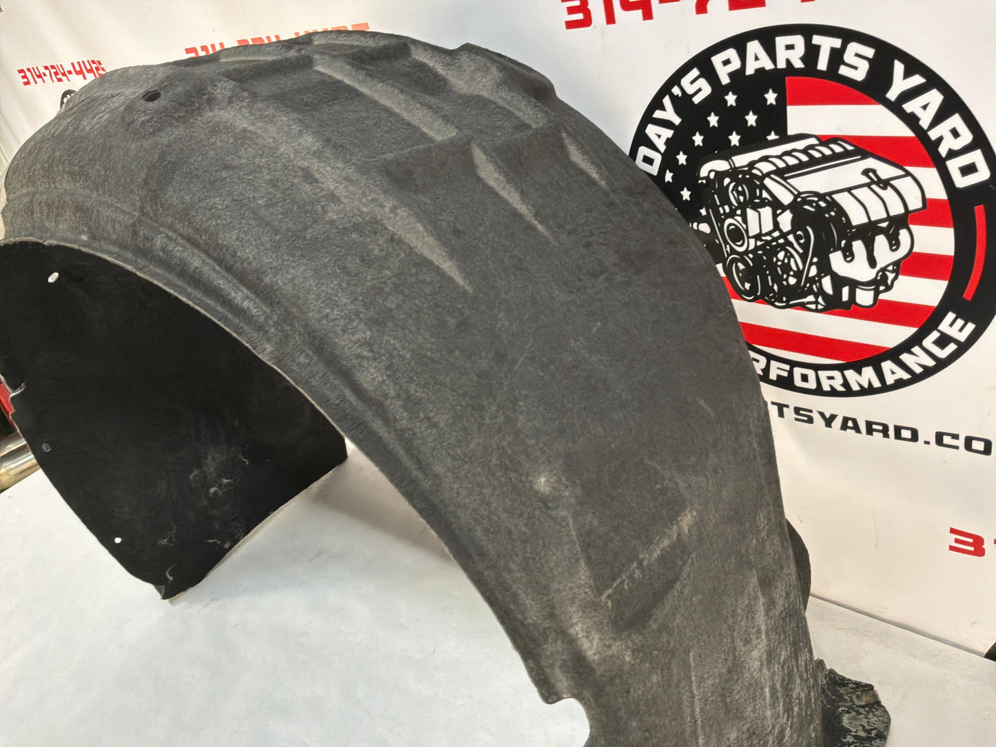 2016 Cadillac CTS-V RH Passenger Rear Fender Wheel House Well Liner OEM