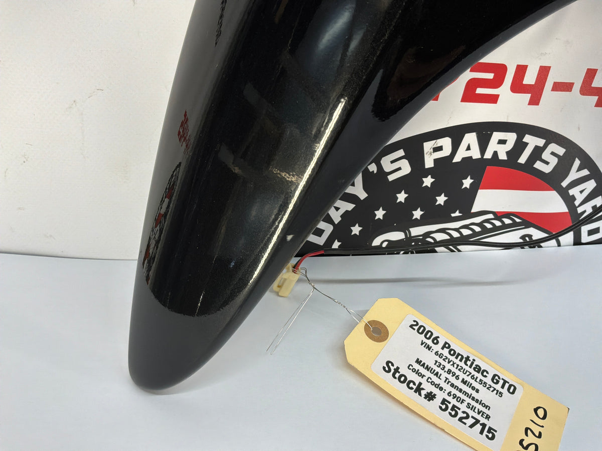 2006 Pontiac GTO Trunk Deck Lid Spoiler Wing OEM