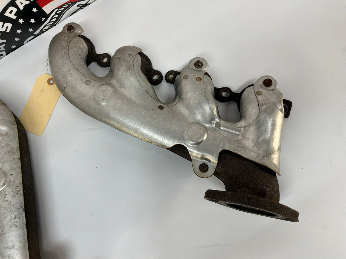 2008 Pontiac G8 GT RH & LH Factory Exhaust Manifold OEM
