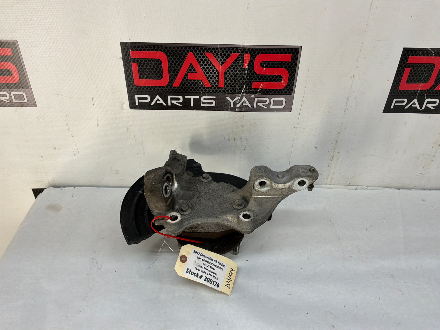 2017 Chevy SS Sedan RH Passenger Front Suspension Hub Knuckle Spindle Wheel Bearing Assembly OEM