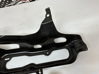 2015 Chevy Camaro SS 1LE LH Driver Taillight Tail Light Mounting Bracket Frame Brace OEM