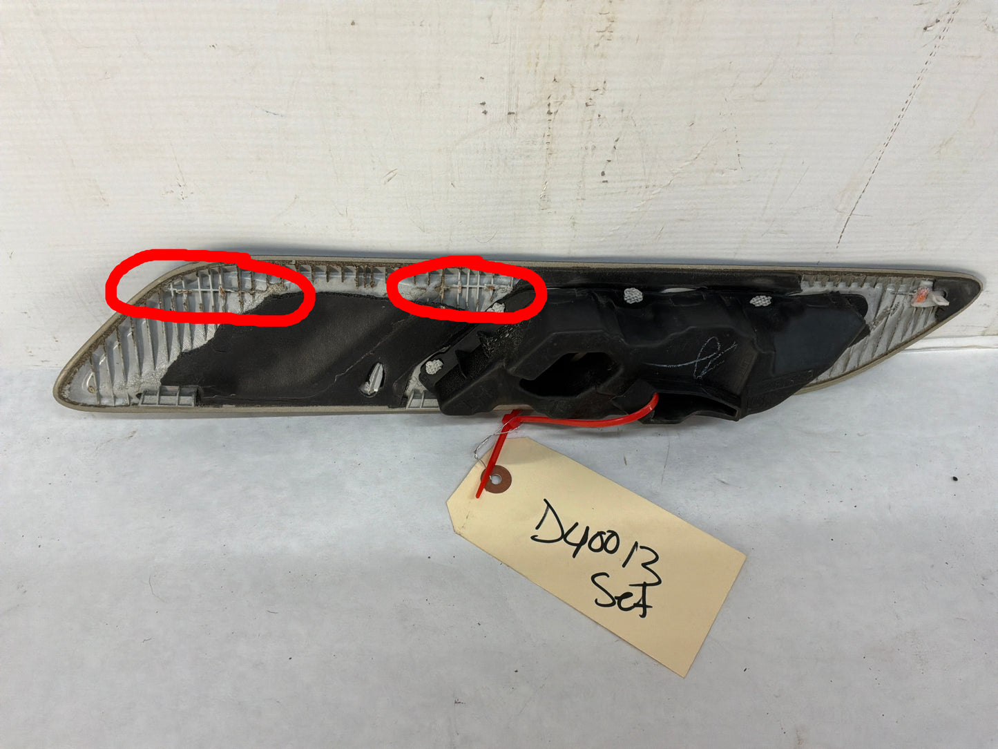 2017 Chevy SS Sedan Factory OEM Black RH & LH Hood Vents Scoops