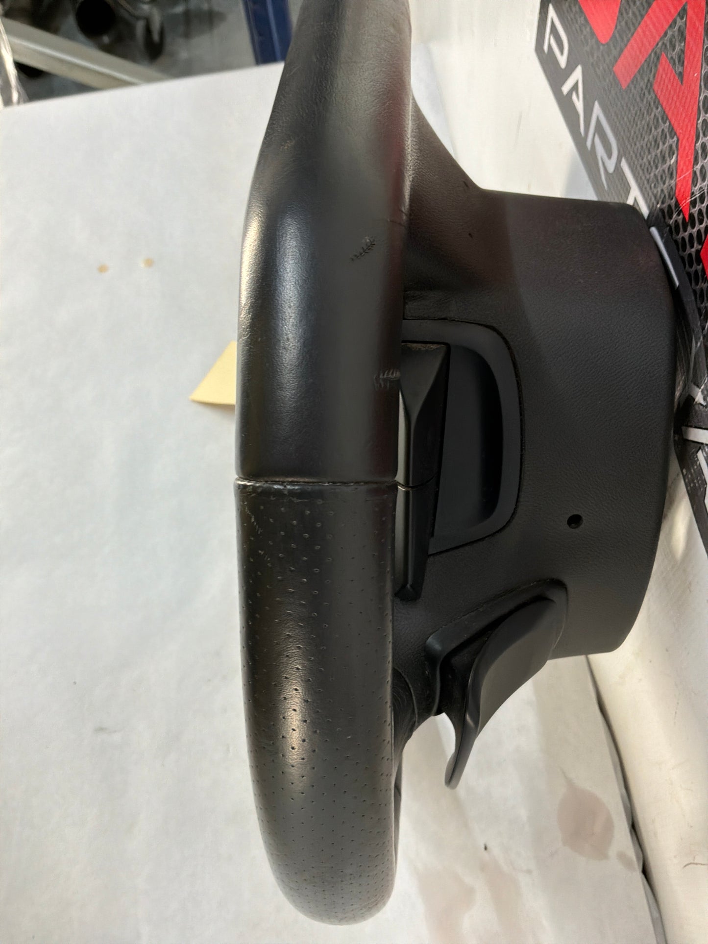 Steering wheel - Day's Parts Yard