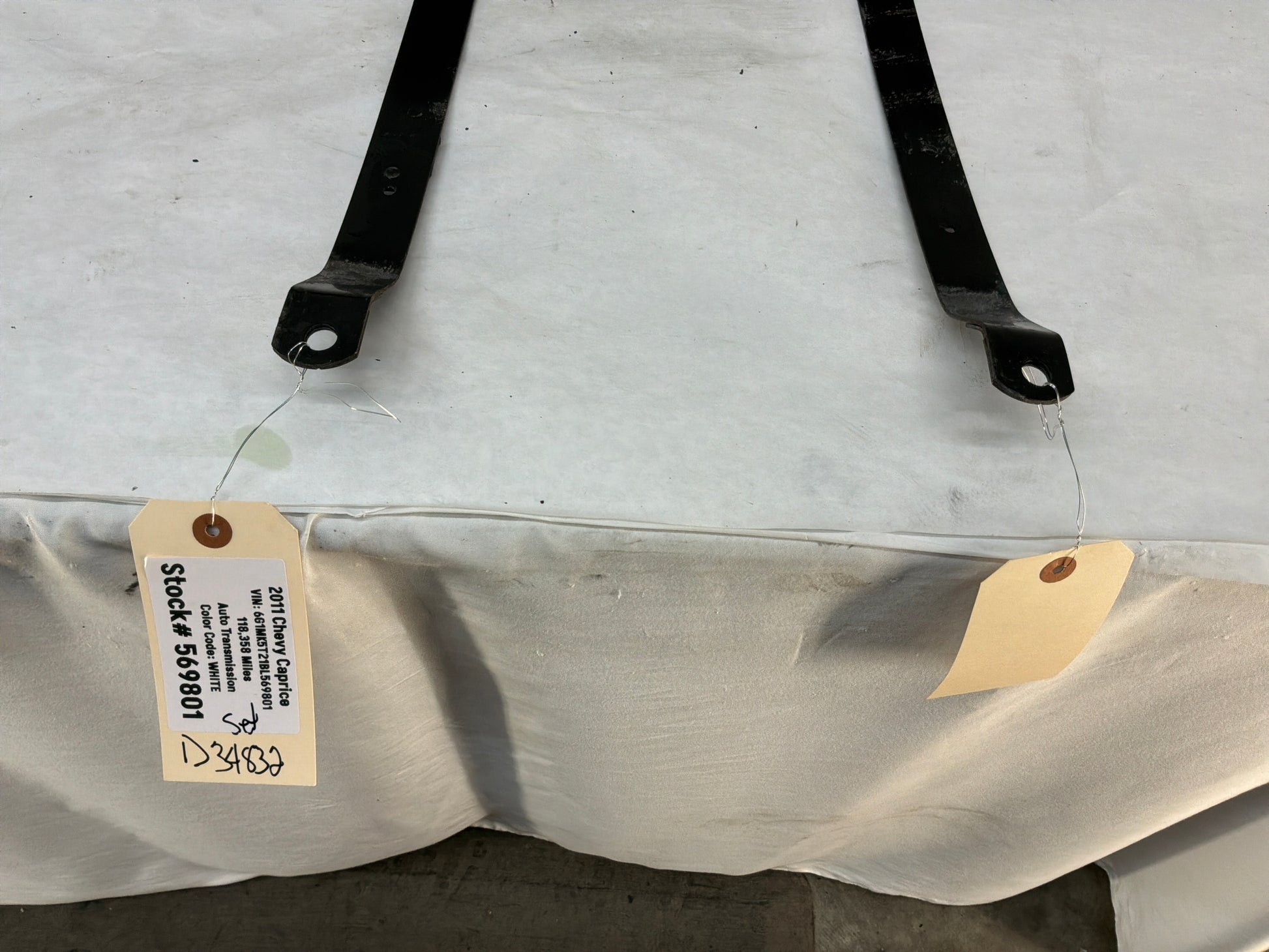 Fuel tank brackets - Day's Parts Yard