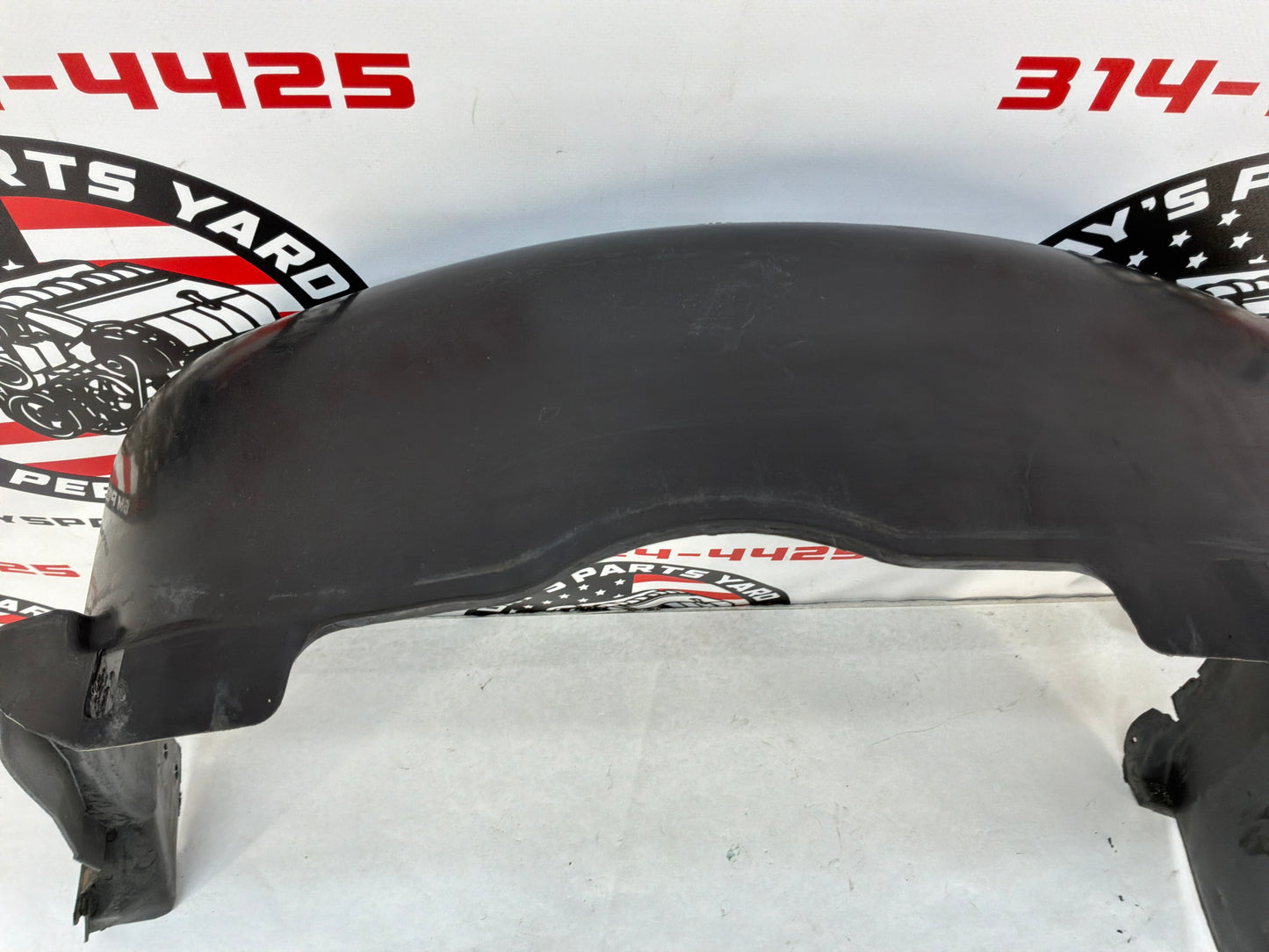2005 Pontiac GTO LH Driver Front Fender Wheel House Well Liner OEM