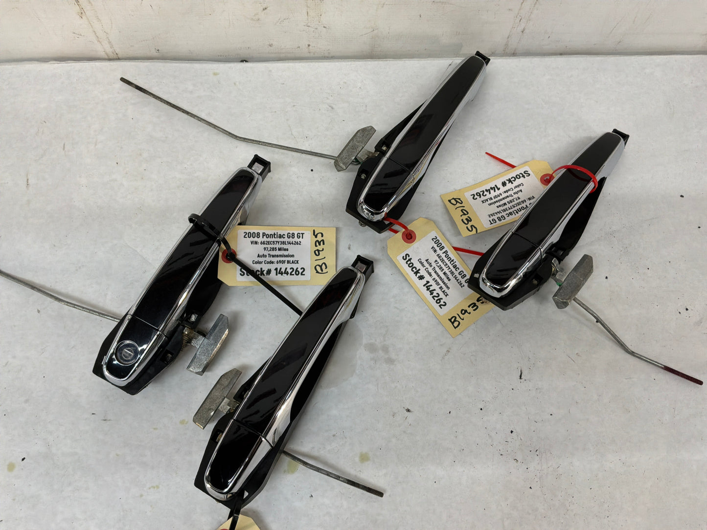 2008 Pontiac G8 GT Exterior Door Handles Set Black OEM