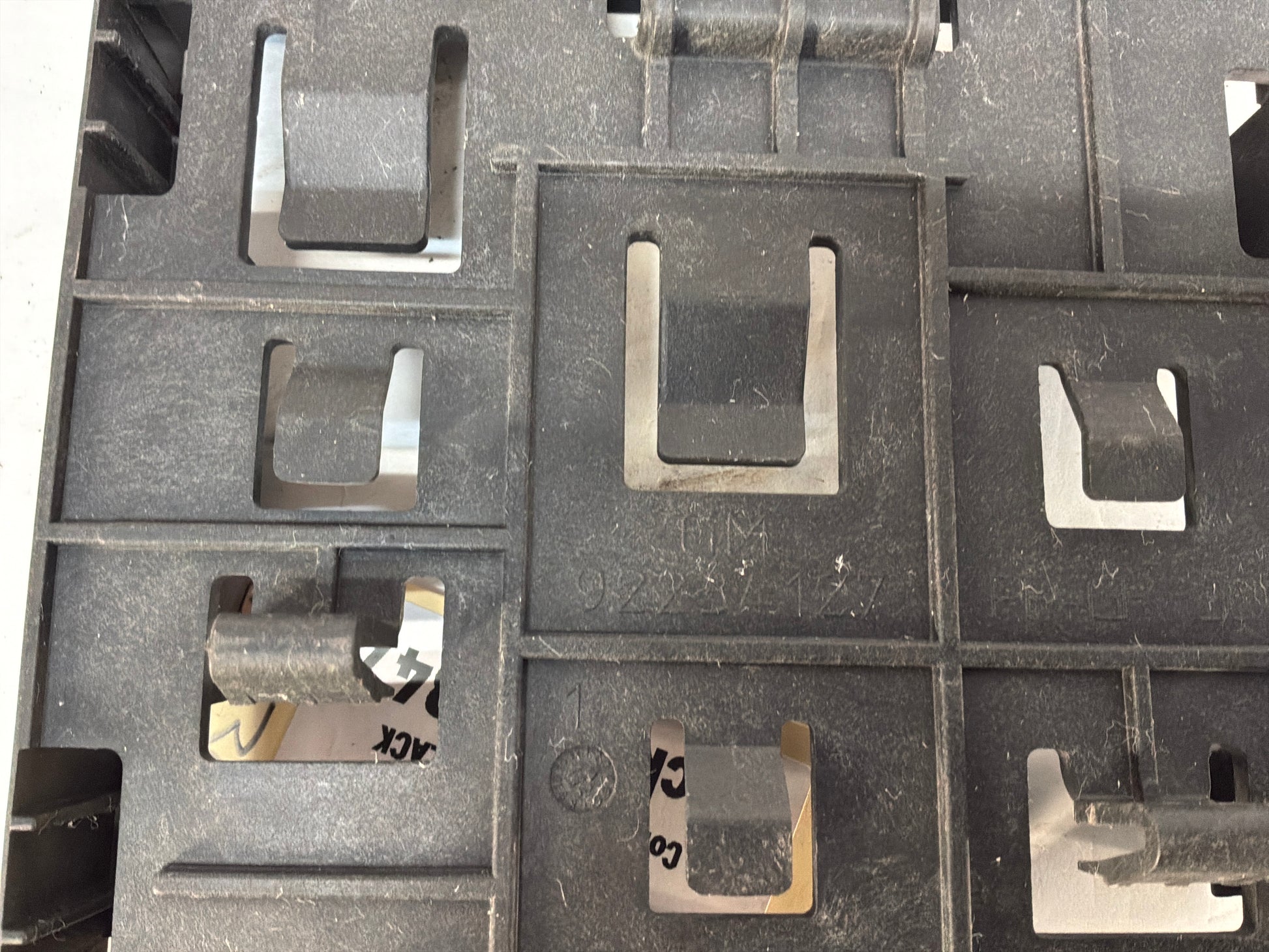 Ecu bracket - Day's Parts Yard