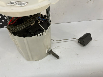 2014 Chevy SS Sedan Fuel Pump & Lever Sending Unit Assembly OEM