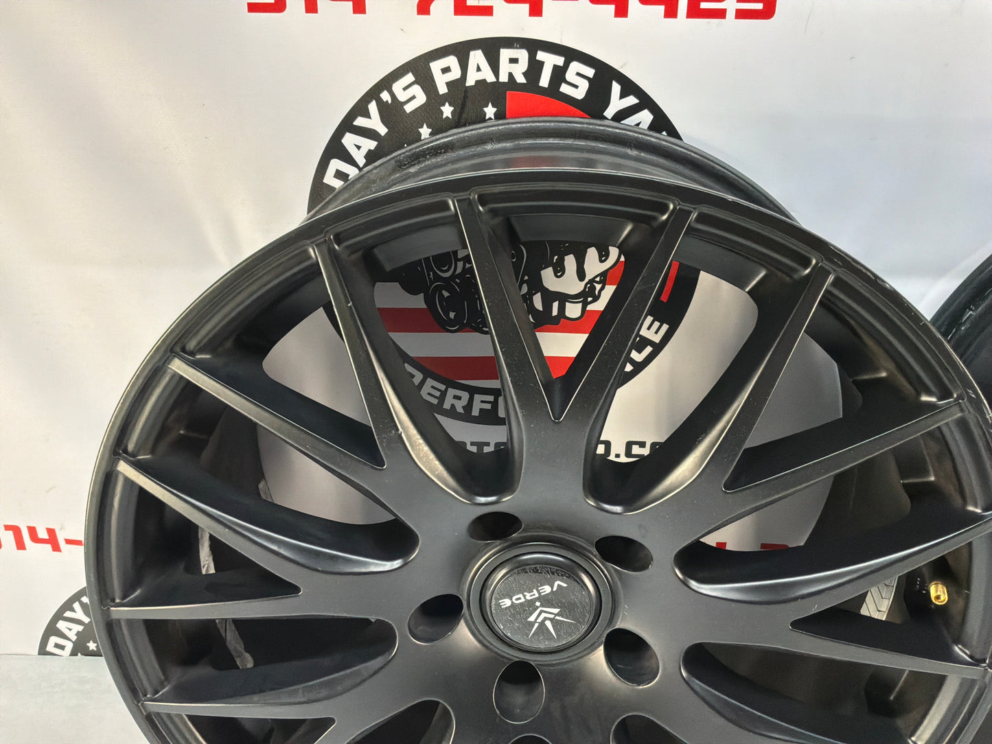 2005 Pontiac GTO 18x8 Verde Saga Aftermarket Wheels Set
