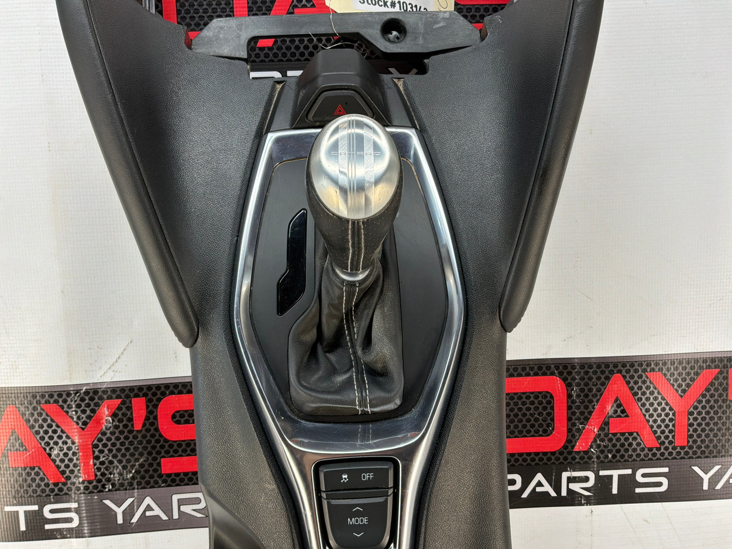 2023 Chevy Camaro SS Complete Center Console w/ Shifter OEM