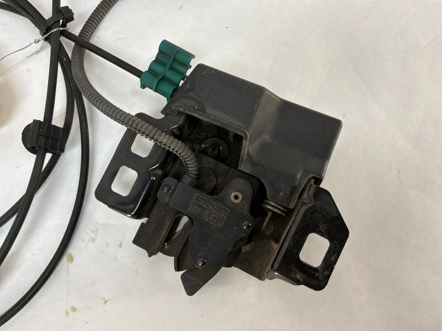 2009 Pontiac G8 Base Hood Latch Assembly w/ Cable  OEM
