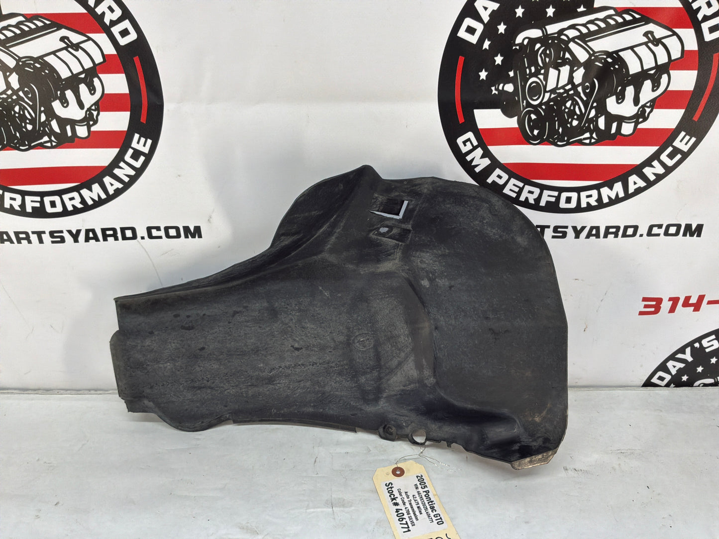 2005 Pontiac GTO LH Driver Rear Quarter Fender Wheel House Well Liner OEM