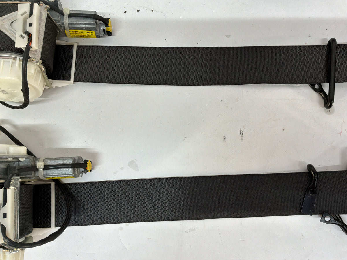 2016 Chevy SS Sedan RH & LH Front Seat Belt Retractors OEM