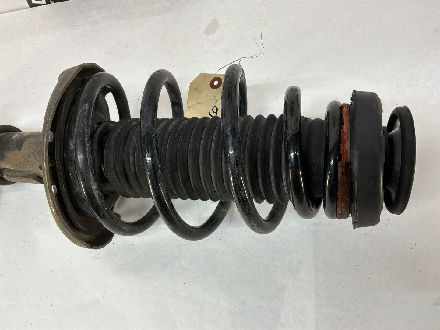 2014 Chevy Camaro SS Front LH Shock Strut Assembly Absorber OEM