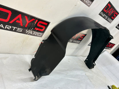 2004 Pontiac GTO RH Passenger Front Fender Wheel House Well Liner OEM