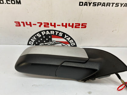 2017 Chevy SS Sedan RH Passenger Exterior Out Side Mirror Silver OEM