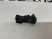 2008 Pontiac G8 GT Fuel Tank Pressure Sensor Assembly OEM