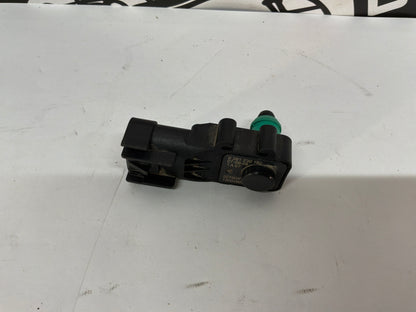 2008 Pontiac G8 GT Fuel Tank Pressure Sensor Assembly OEM
