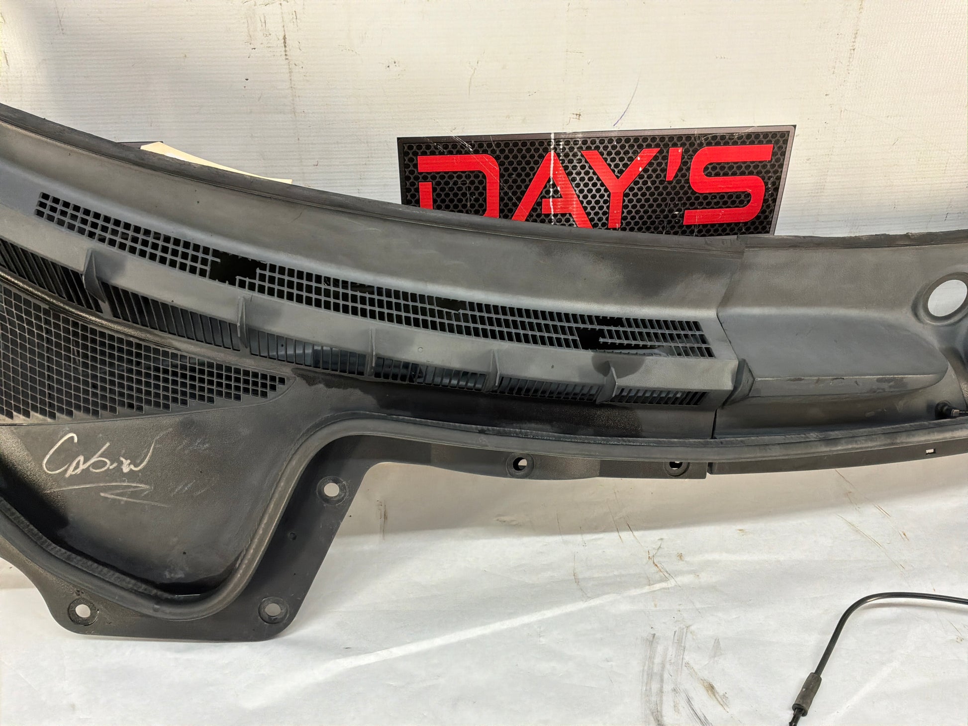 Cowl - Day's Parts Yard