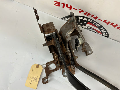 2006 Cadillac CTS-V Manual Transmission Clutch & Brake Pedal Assembly OEM