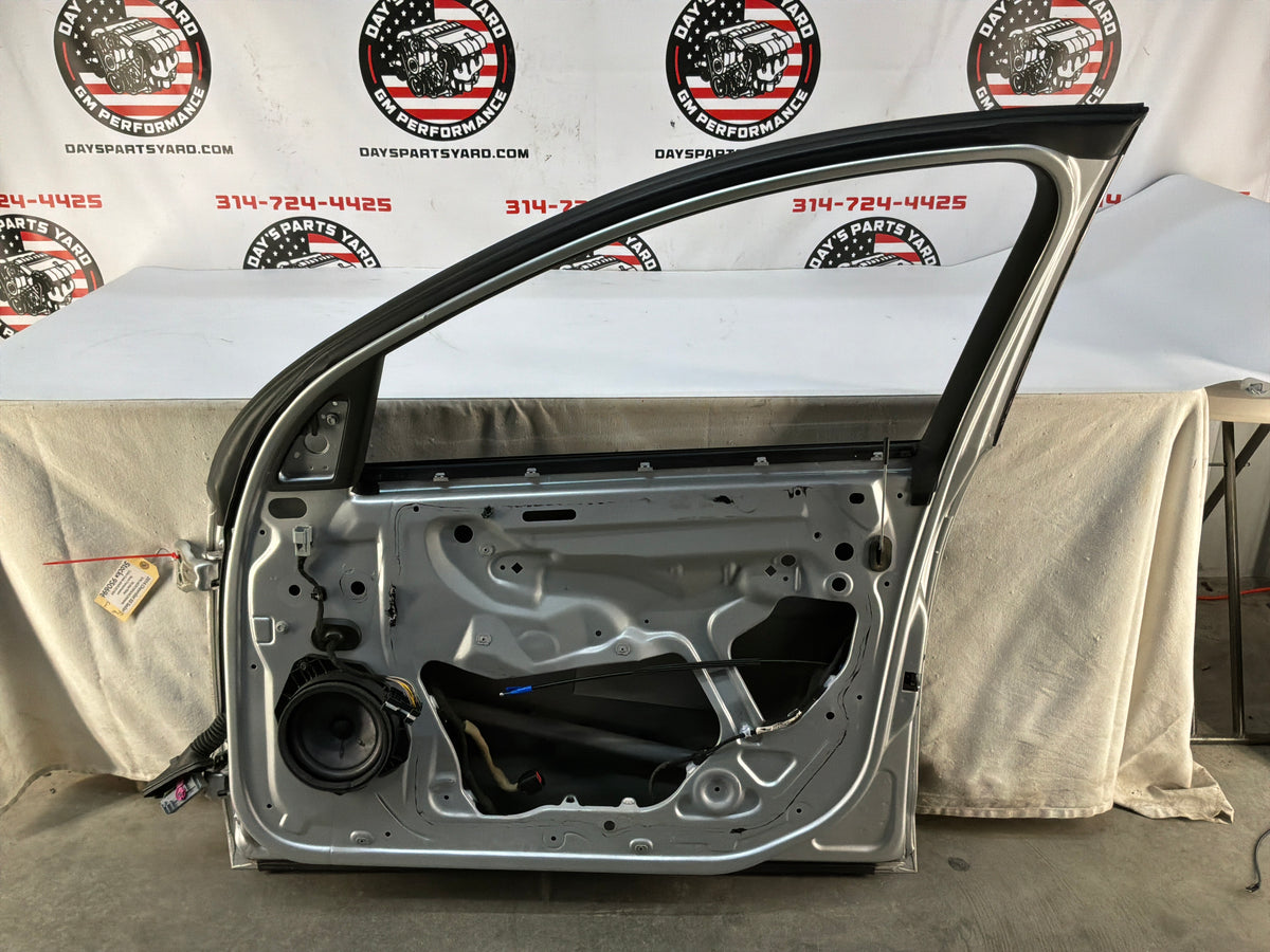 2017 Chevrolet SS Sedan RH Passenger Front Exterior Door Silver OEM