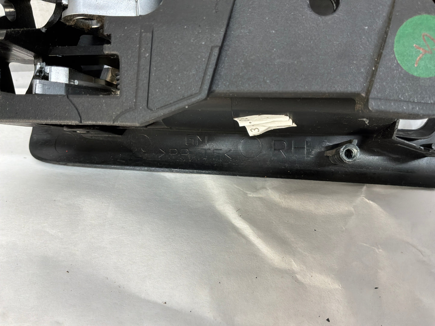 Rear rh door handle - Day's Parts Yard