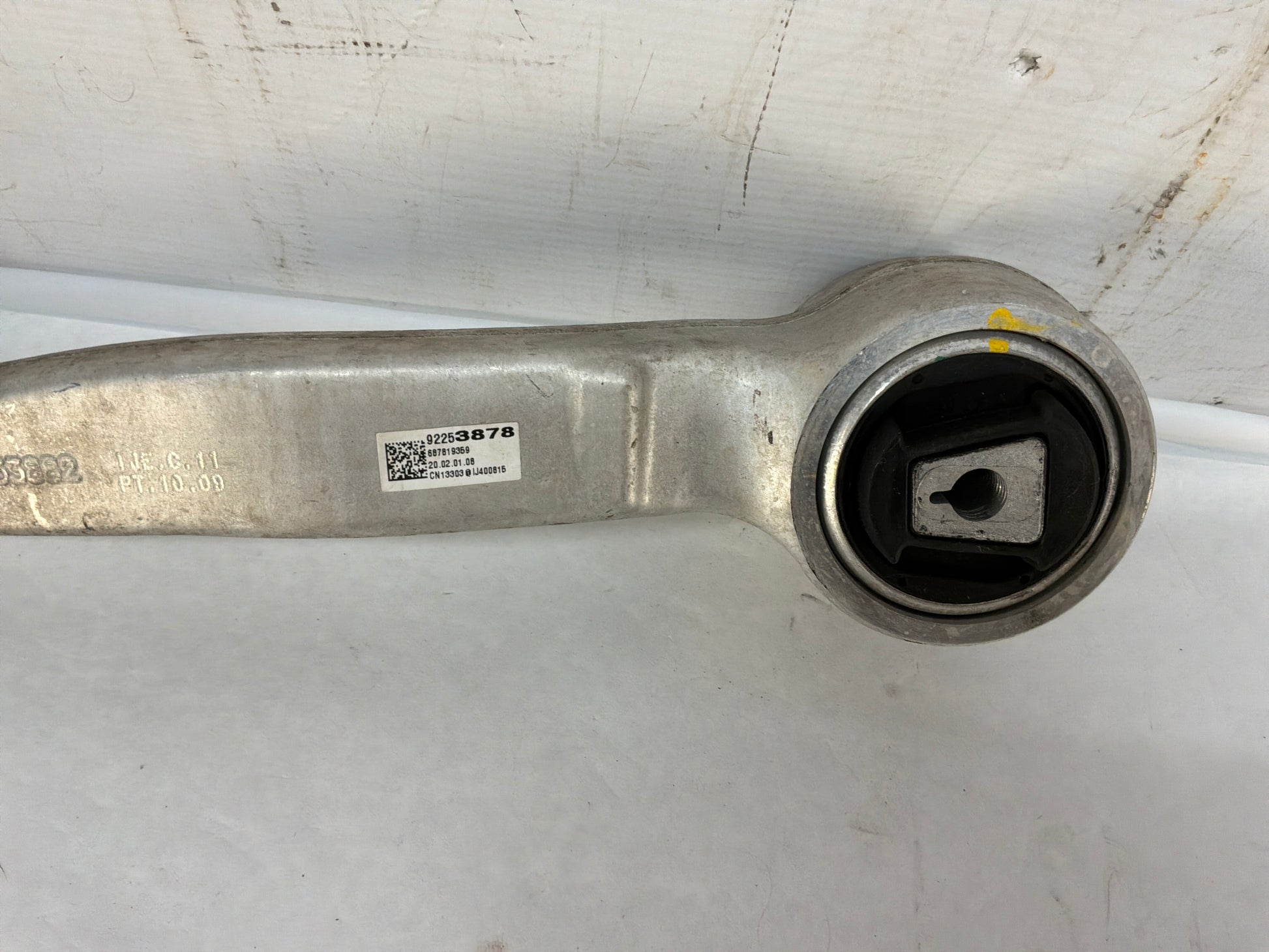 Rh front control arm - Day's Parts Yard