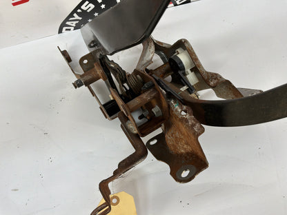 2006 Cadillac CTS-V Manual Transmission Clutch & Brake Pedal Assembly OEM