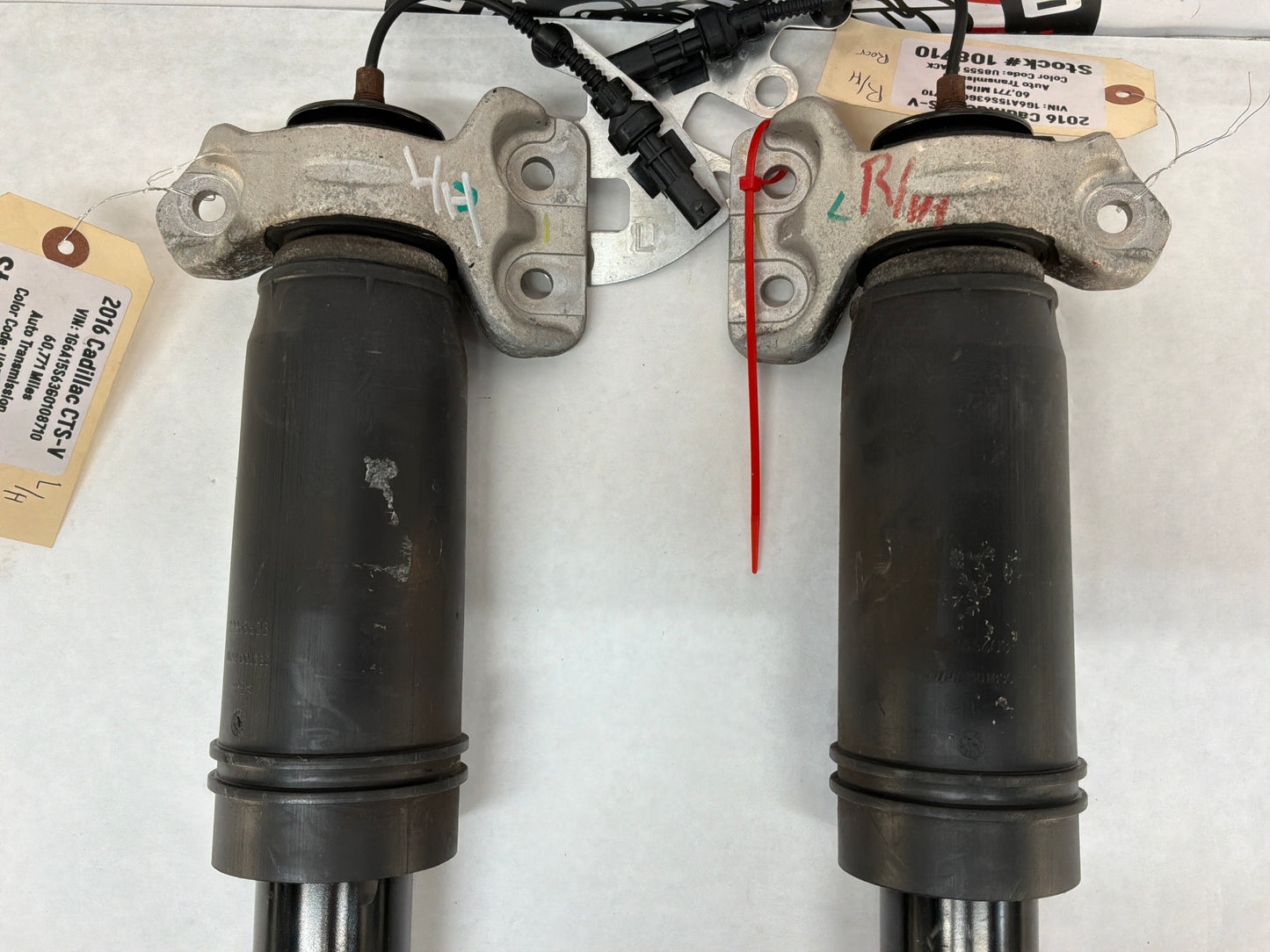 2016 Cadillac CTS-V RH & LH Rear Shock Absorber Assembly OEM