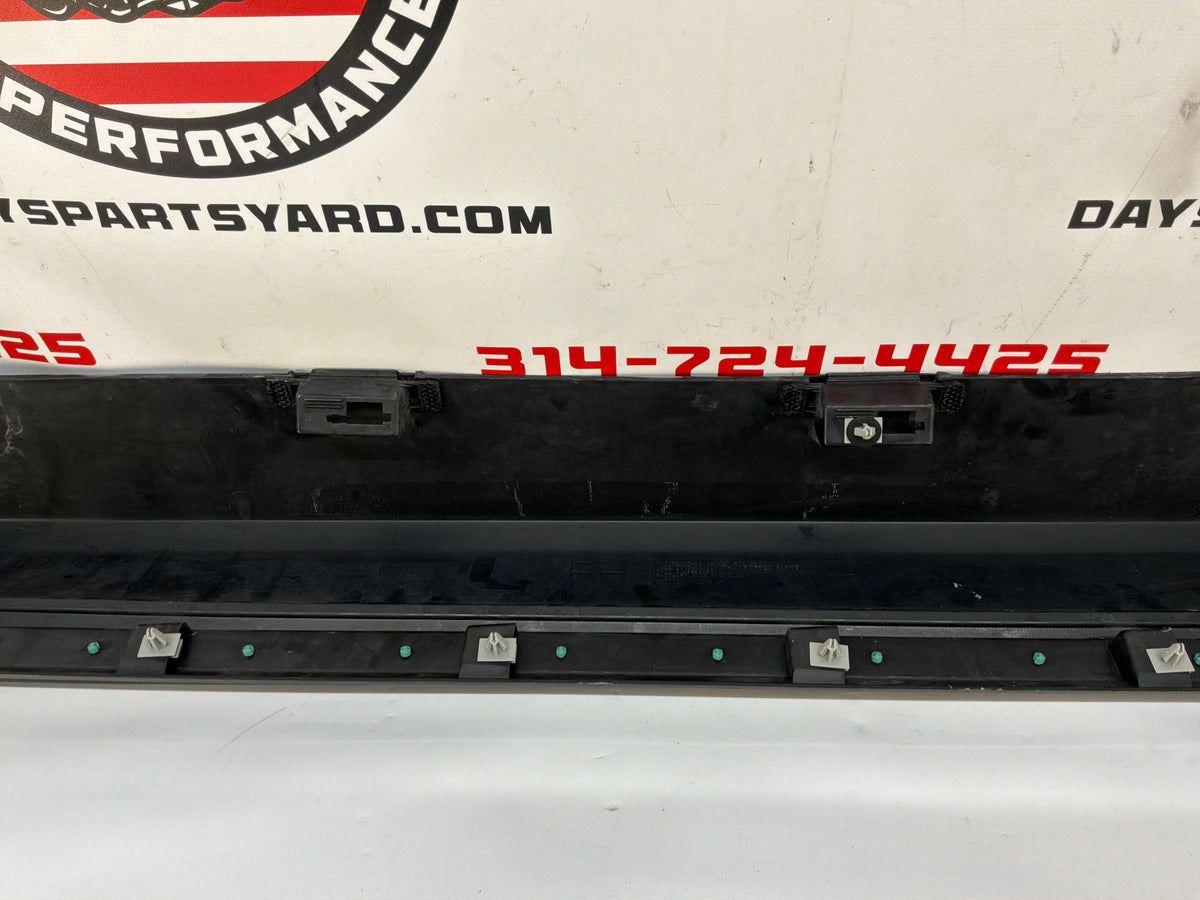 2013 Chevy Camaro ZL1 RH Passenger Rocker Molding Side Skirt Panel OEM