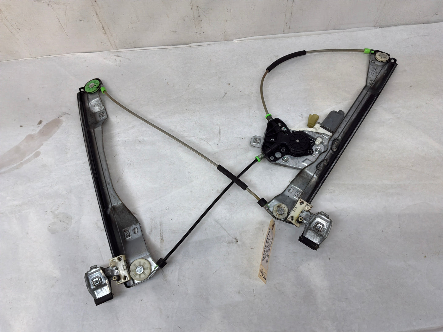 2008 Pontiac G8 LH Driver Front Door Window Regulator Motor OEM
