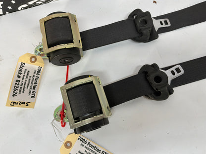 2006 Pontiac GTO LH & RH Front Seat Belts Retractors OEM