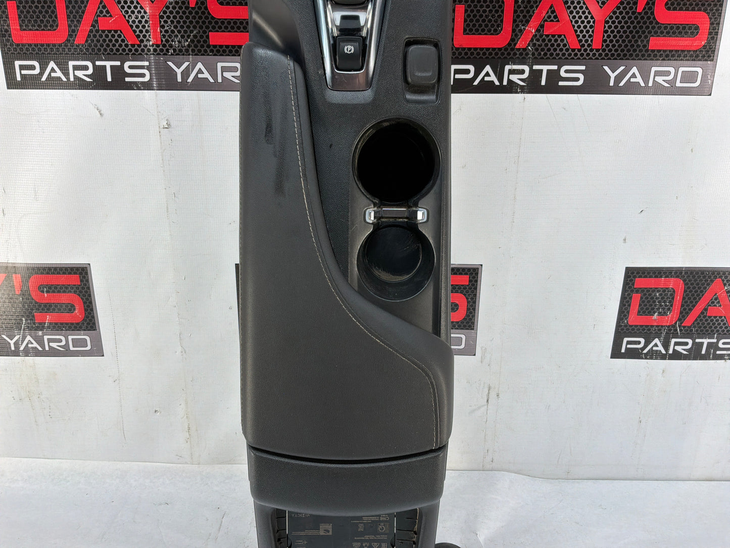 2023 Chevy Camaro SS Complete Center Console w/ Shifter OEM