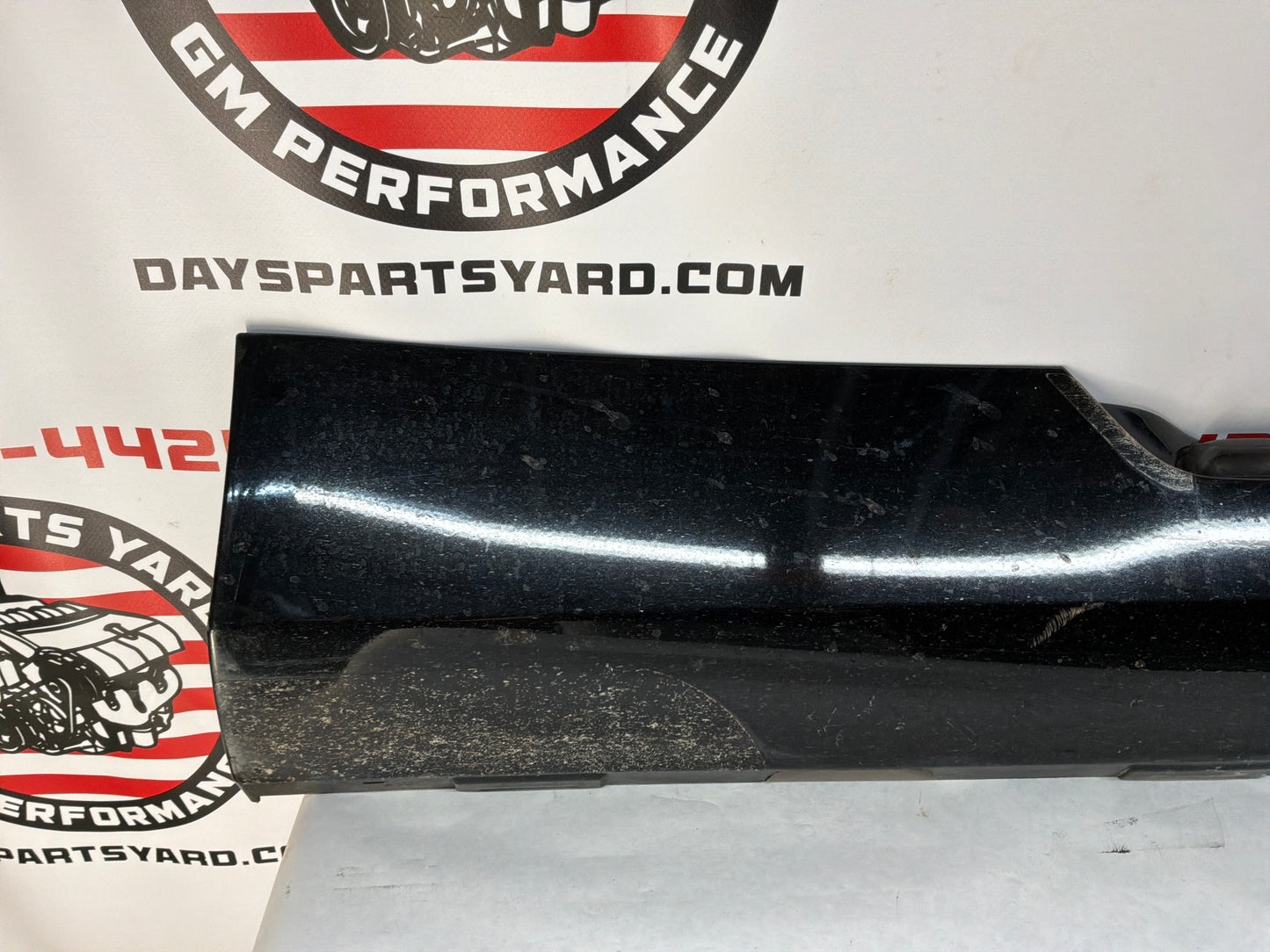 2015 Chevy Camaro SS 1LE RH Passenger Rocker Molding Side Skirt Panel OEM