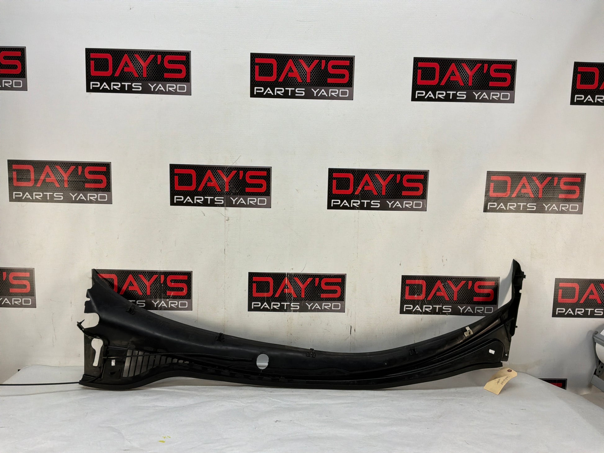 Cowl - Day's Parts Yard