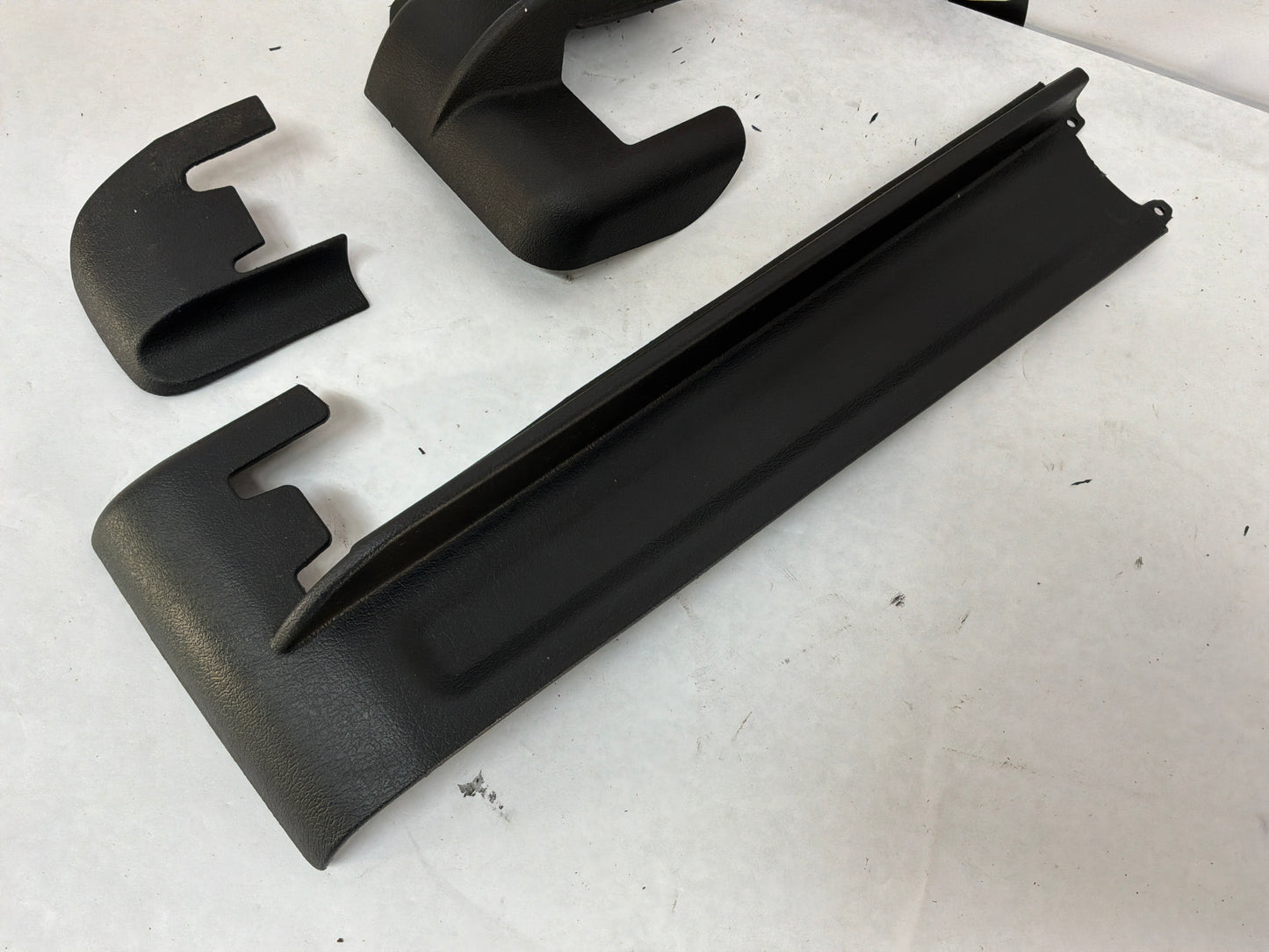 2005 Pontiac GTO Complete LH Driver Seat Track Frame Rail Trim Cover Set OEM