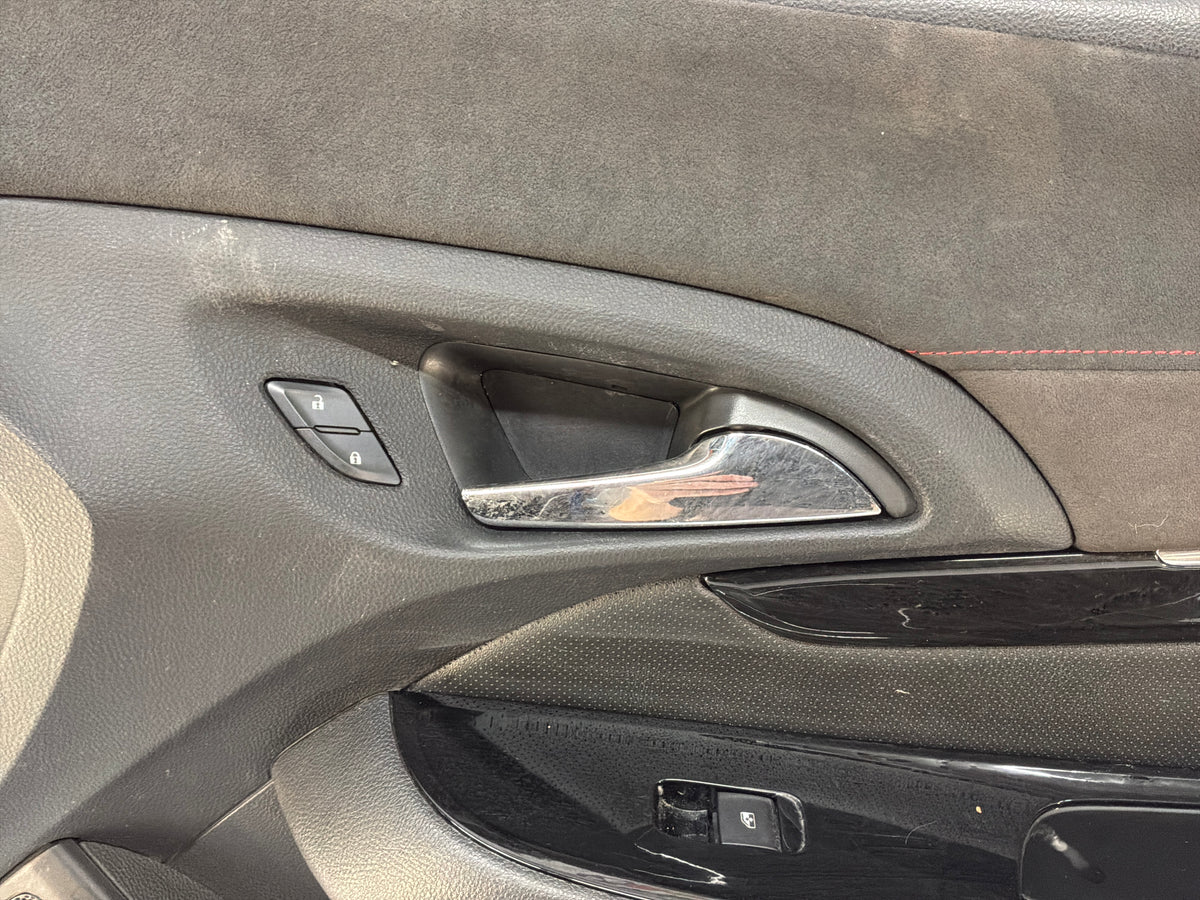 2014 Chevy SS Sedan RH Passenger Front Interior Door Panel Trim OEM