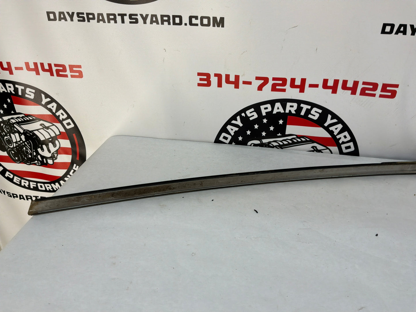 2005 Pontiac GTO RH Passenger Roof Panel Joint Finish Trim Molding OEM