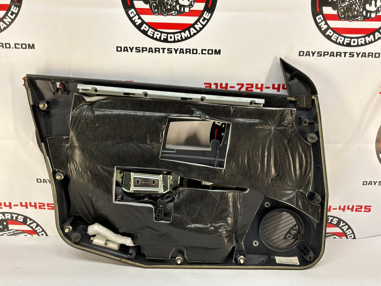 2006 Cadillac CTS-V RH Passenger Front Interior Door Panel OEM