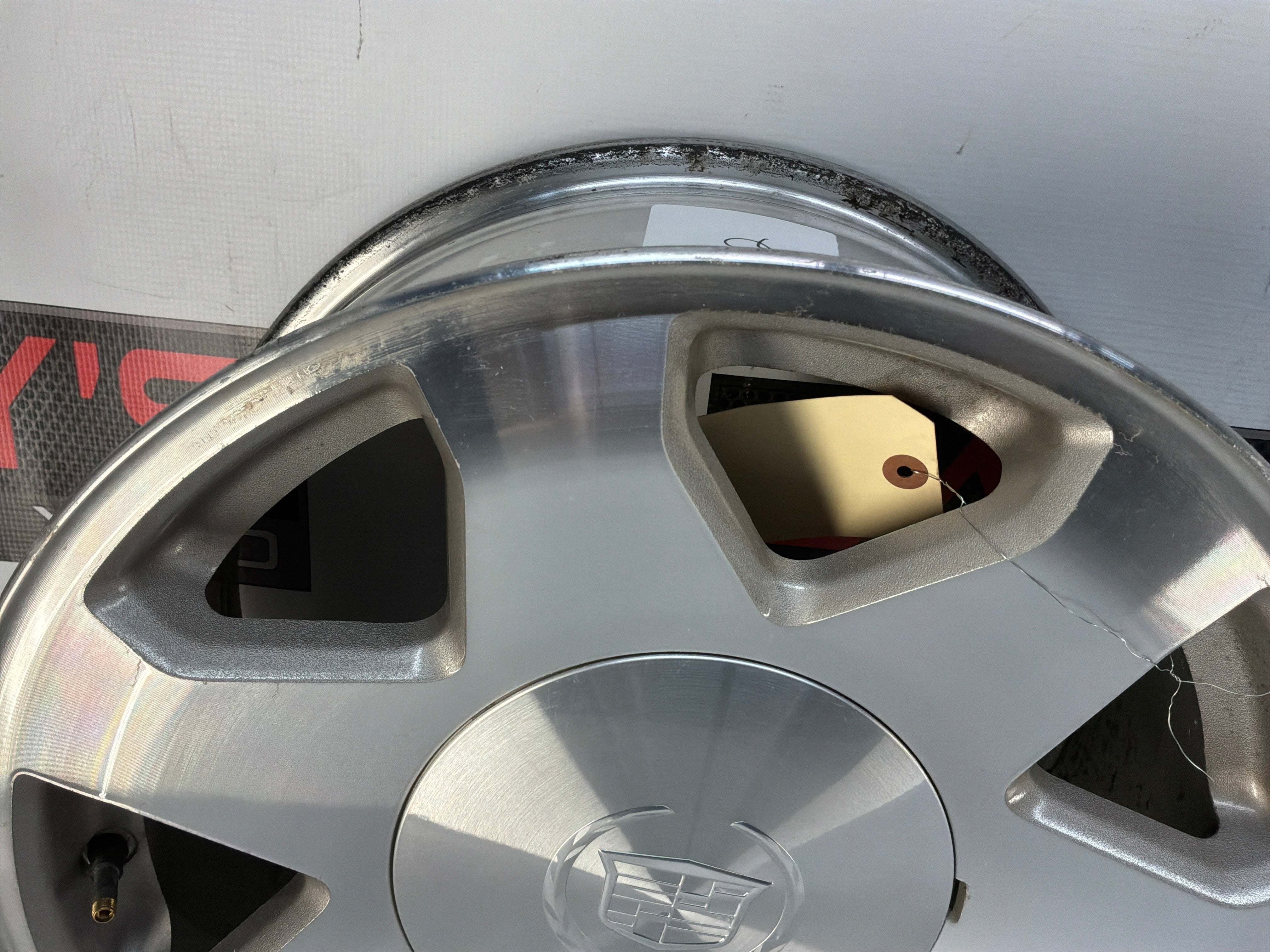 2002 Cadillac Escalade EXT Wheels OEM