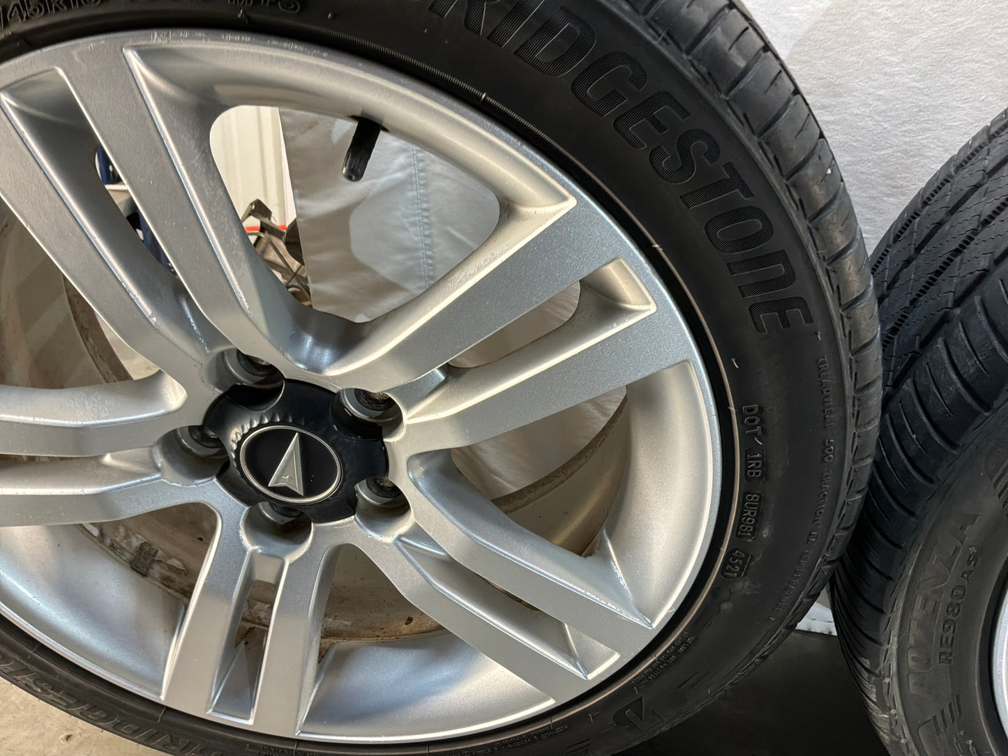 Wheels and tire - Day's Parts Yard