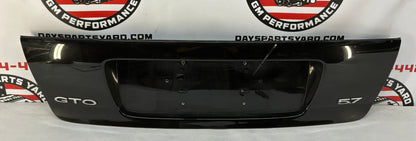 2004 Pontiac GTO Trunk Deck Lid Filler Insert Applique Panel Black OEM