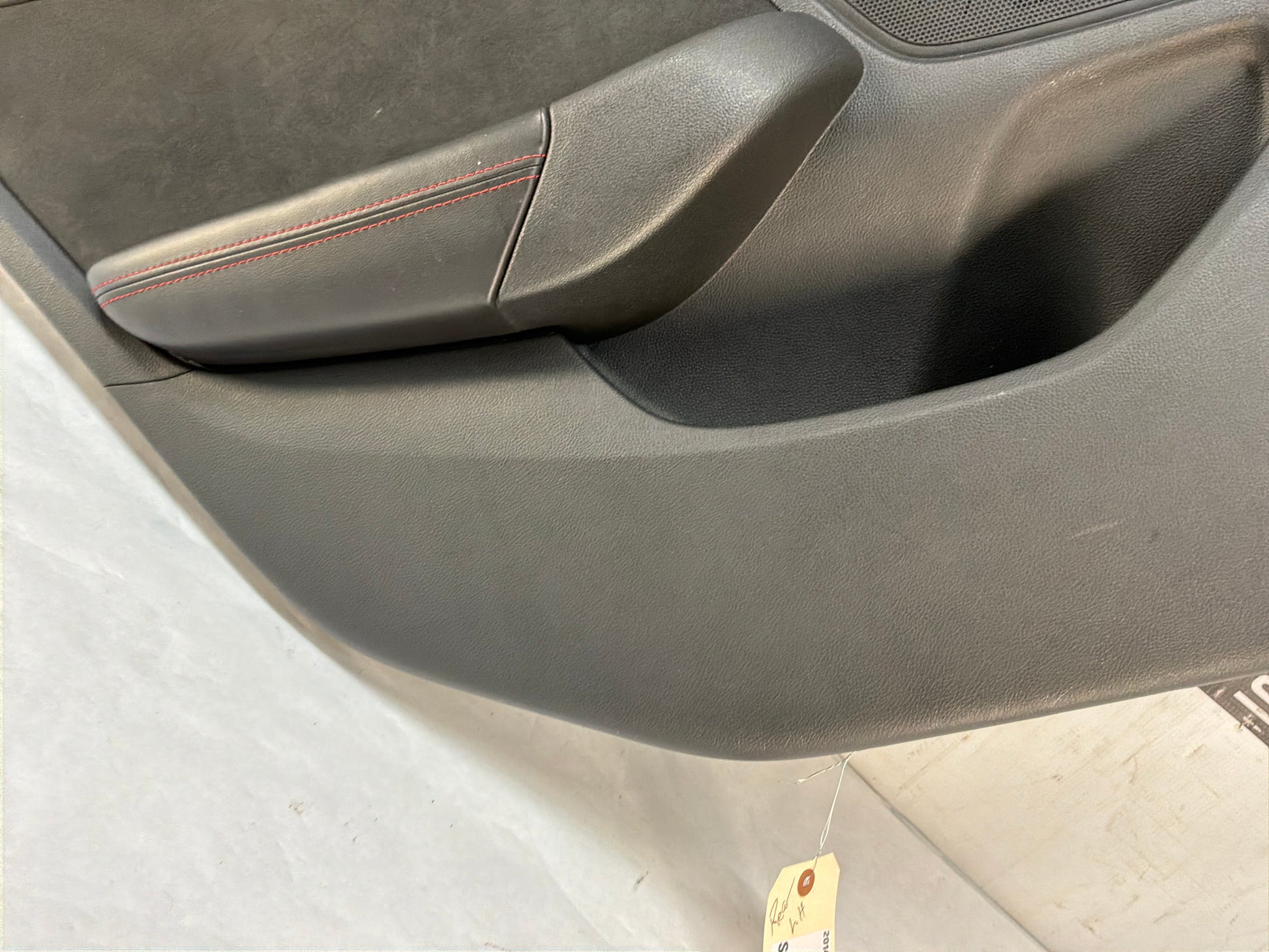 Lh rear door panel - Day's Parts Yard
